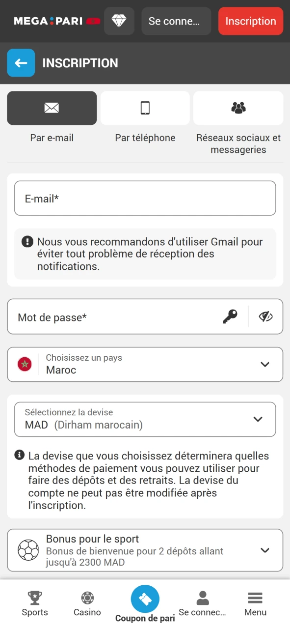 Dans l'application Megapari, vous pouvez vous inscrire de plusieurs façons pratiques.